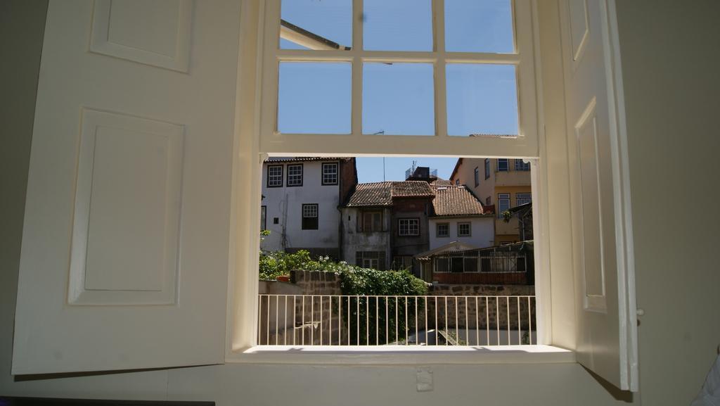 Santiago 31 Hostel Гимарайнш Номер фото