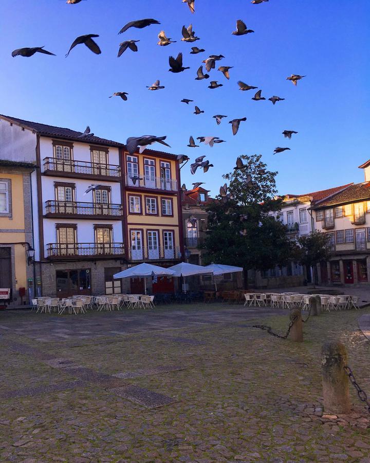 Santiago 31 Hostel Гимарайнш Экстерьер фото