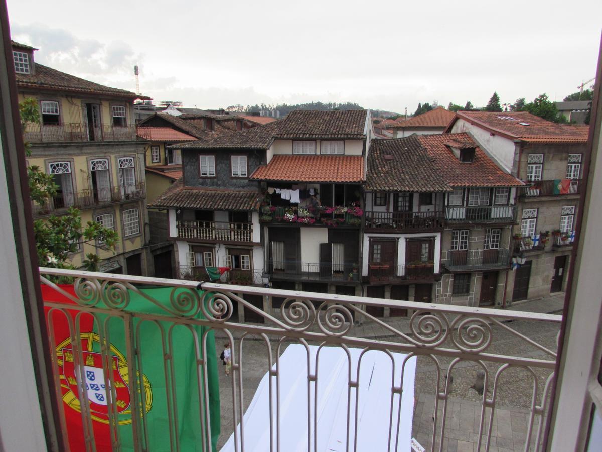 Santiago 31 Hostel Гимарайнш Экстерьер фото